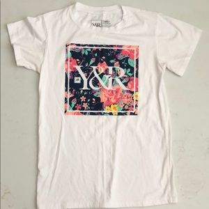 Young & Reckless T-shirt size xs